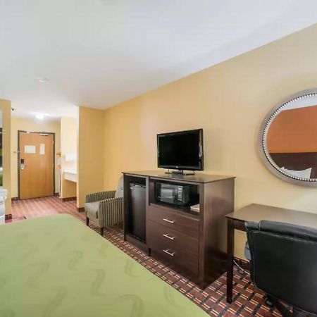 Quality Inn O'Fallon Il - St Louis Eksteriør billede