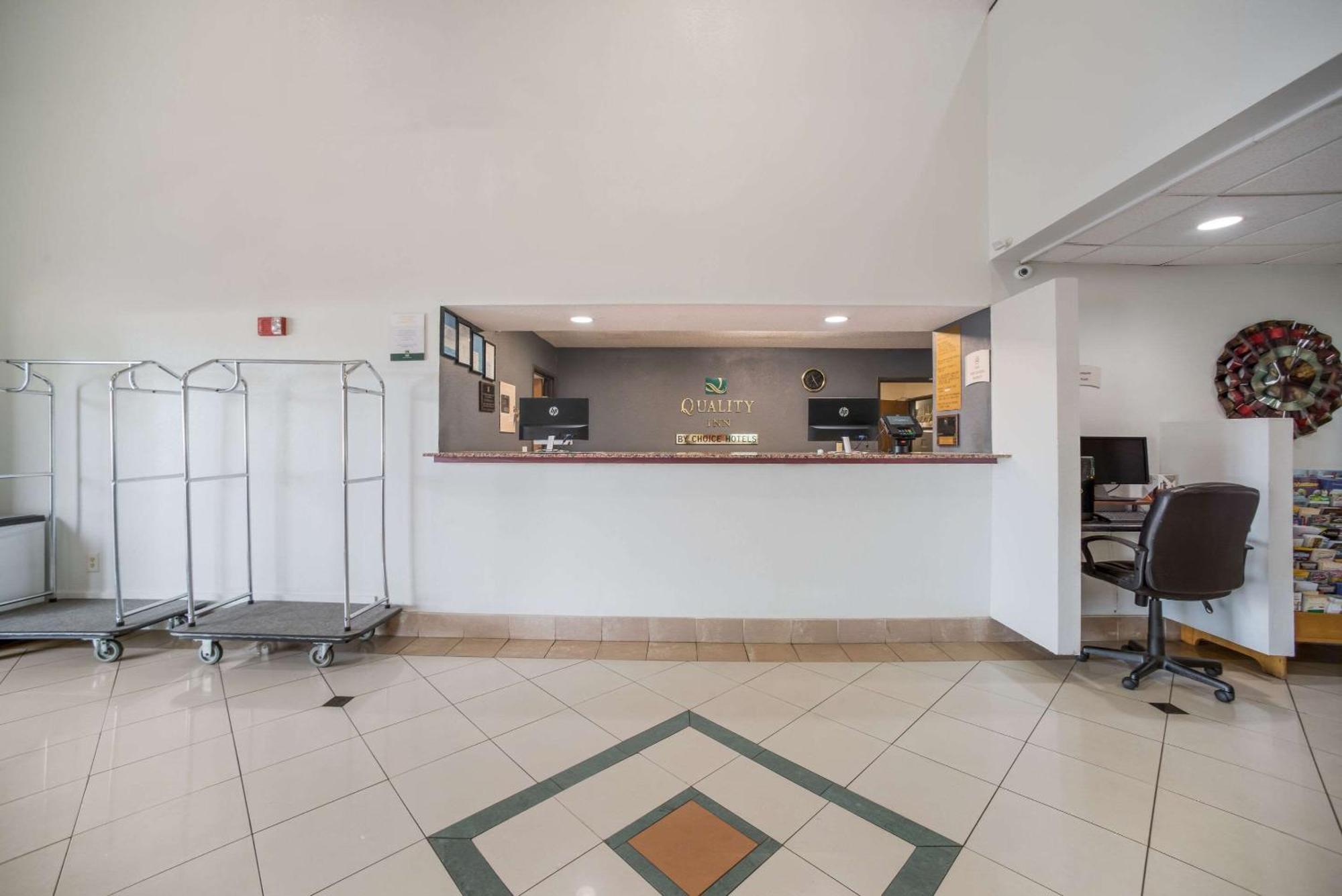 Quality Inn O'Fallon Il - St Louis Eksteriør billede